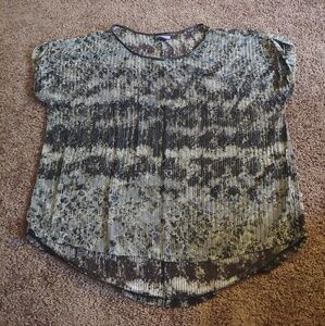 LYS love your style semi sheer top